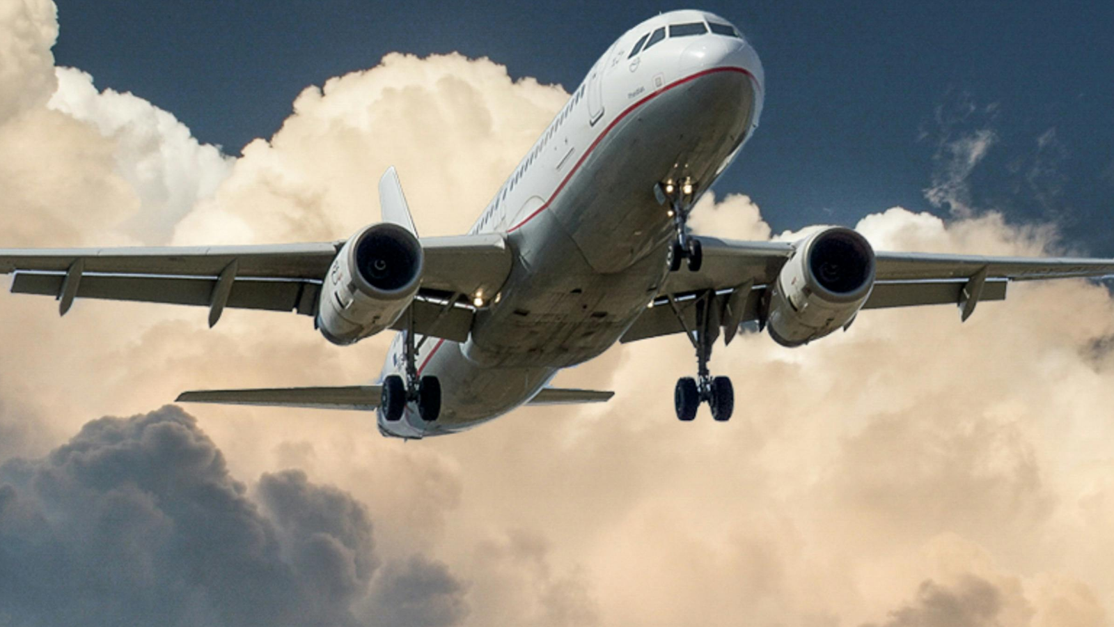 11 Ways to Reach Air Canada Customer Service via Phone, Email, or Chat Options: A Comprehensive Guide